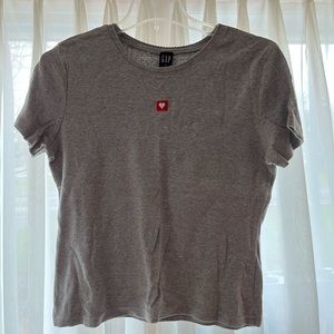 Gap Heart T-Shirt Y2K ❤️